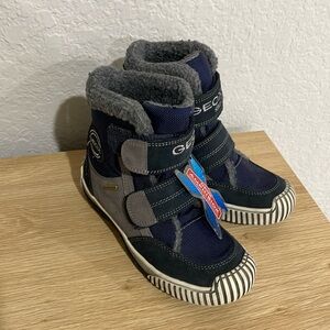 Boys Geox amphibiox boots new